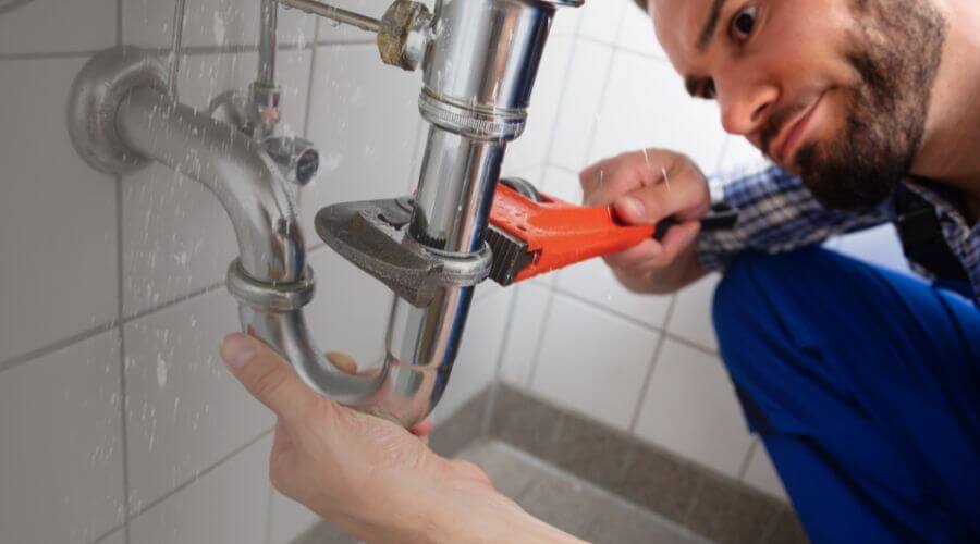Professional same day plumber services in Ithaca, MI